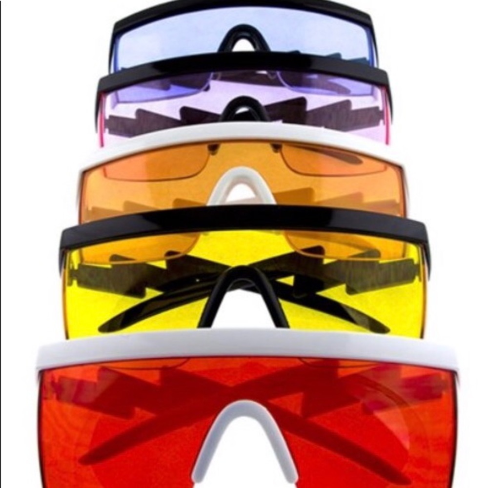Wide View Sunnies